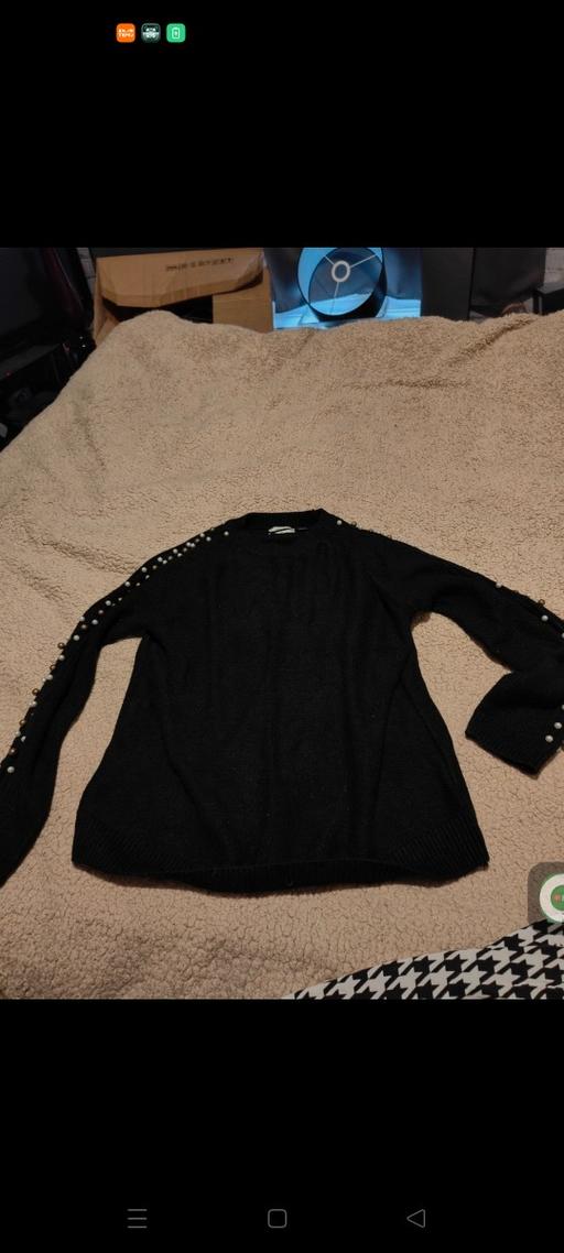 Buy & Sell Ponthenry Carmarthenshire - Wales - Photos for Jumper with pearl on sleeve