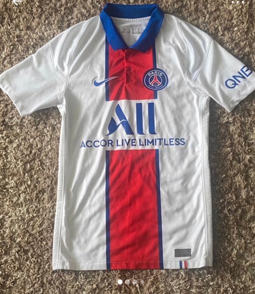 Buy & Sell Lower Wortley Leeds - Photos for PSG Football Jersey