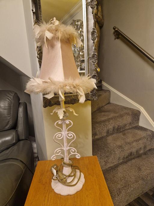 Buy & Sell Scholes Rotherham - Photos for Large ornate table lamp