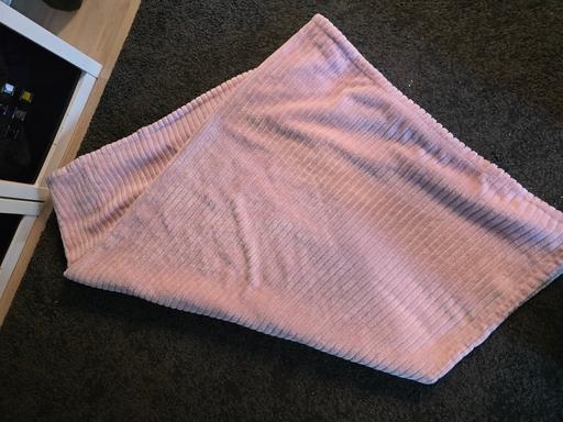 Buy & Sell Kitts Green Birmingham - Photos for pink throw 