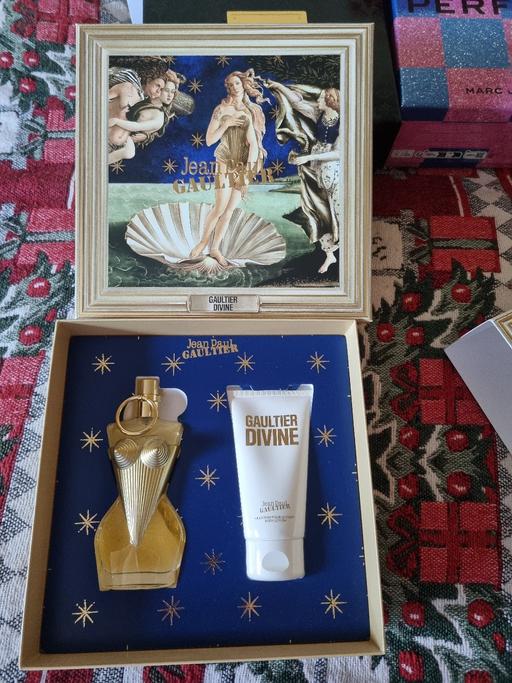 Buy & Sell Grangemouth Falkirk - Photos for perfume