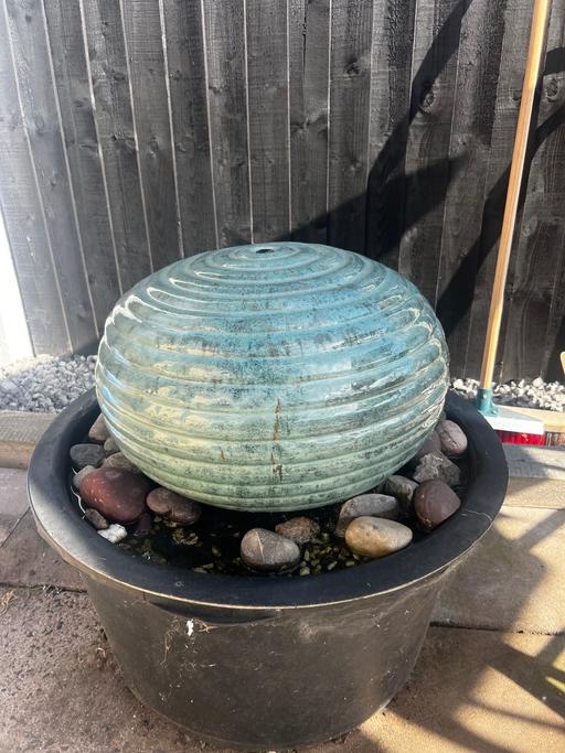 Buy & Sell Yew Tree Estate Sandwell - Photos for Water feature out door fountain 