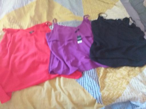 Buy & Sell Longley Sheffield - Photos for tops