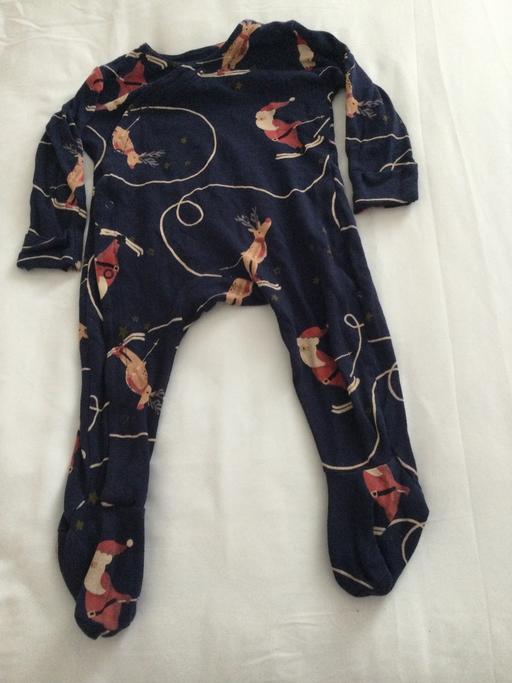 Buy & Sell Shildon County Durham - Photos for Baby’s Xmas sleep suit age 6/9mths