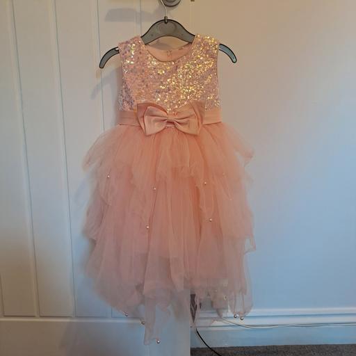 Buy & Sell Aggborough Wyre Forest - Photos for Pink Party Dress Age 4