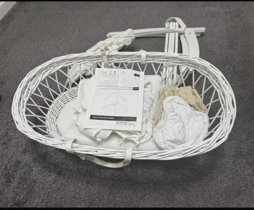 Buy & Sell Intack Hyndburn - Photos for Clair De Lune White wicker moses basket