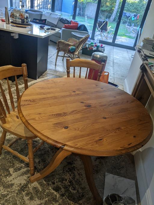 Buy & Sell Epsom and Ewell Surrey - Photos for Oak Table