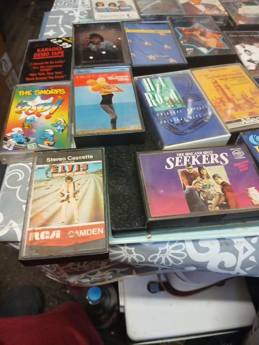 Buy & Sell Netherton Dudley - Photos for 20 casset tapes