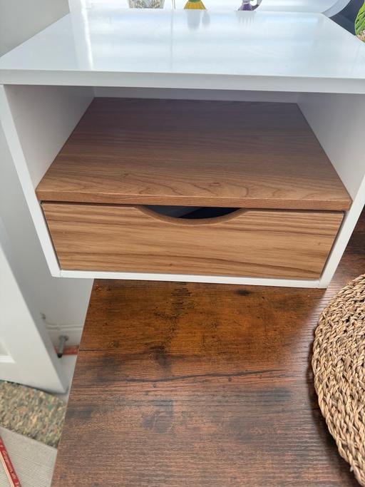 Buy & Sell Southdene Knowsley - Photos for Bedside table