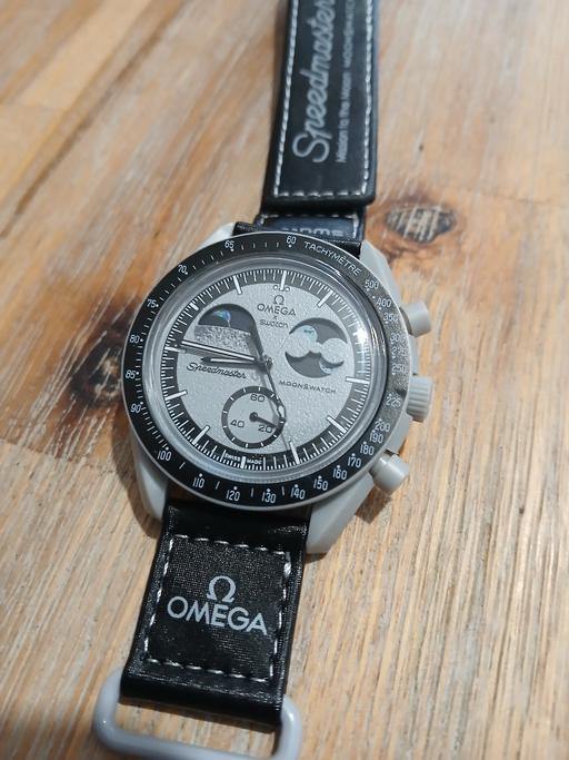 Buy & Sell Brampton Abbotts County of Herefordshire - Photos for Watch with sweeping second hand