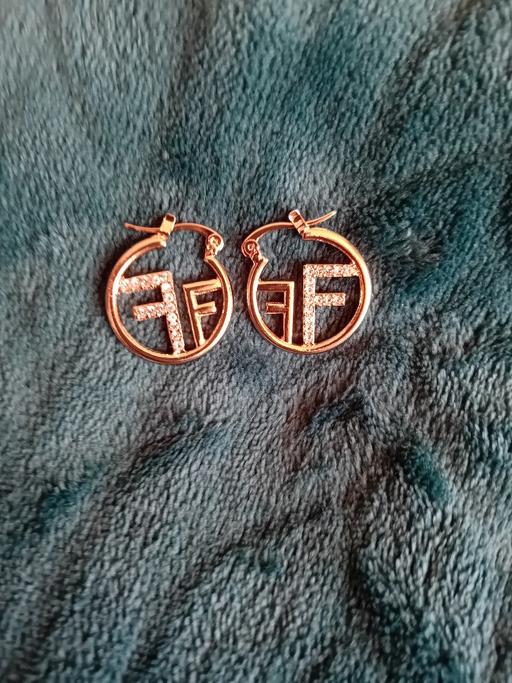 Buy & Sell Lye Dudley - Photos for Hoop earings