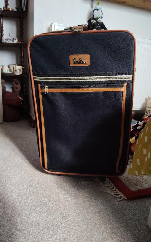 Buy & Sell Brighton City Centre Brighton - Photos for Small weekend/overnight case