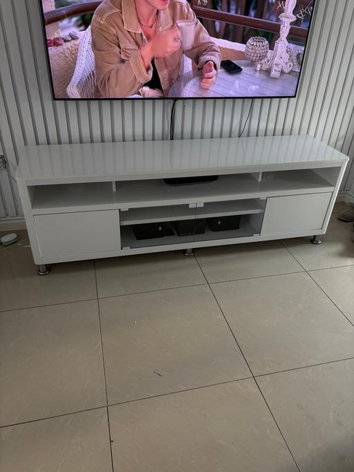 Buy & Sell Everton Liverpool - Photos for Tv unit