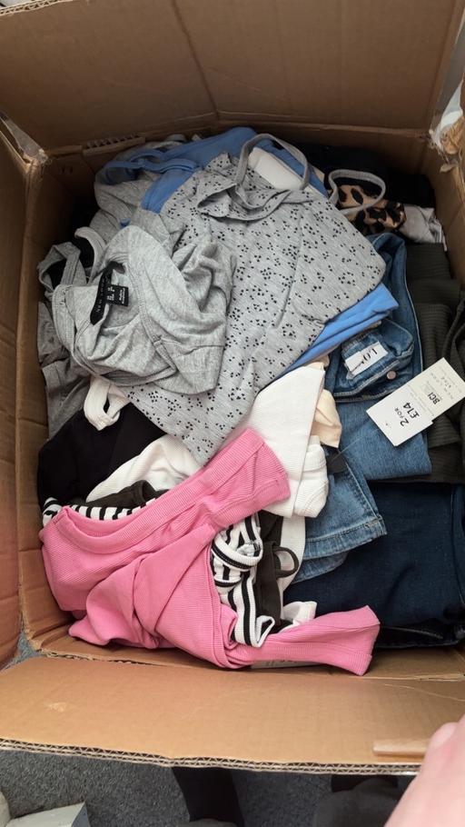 Buy & Sell Brown Edge Staffordshire Moorlands - Photos for Women’s Box of clothes size 8-14