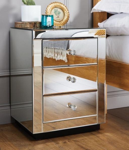 Buy & Sell Miles Platting Manchester - Photos for Bedside table