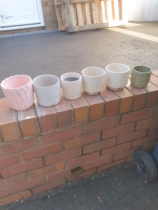 Buy & Sell Pensnett Dudley - Photos for 6 Ceramic Flower Pots , Good Condition,