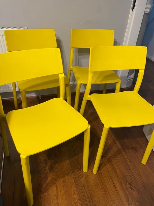Buy & Sell Sandfield Park Liverpool - Photos for Ikea solid plastic chairs
