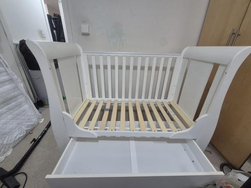 Buy & Sell Barking Barking and Dagenham - Photos for Tutti Bambini Katie Sleigh mini cotbed