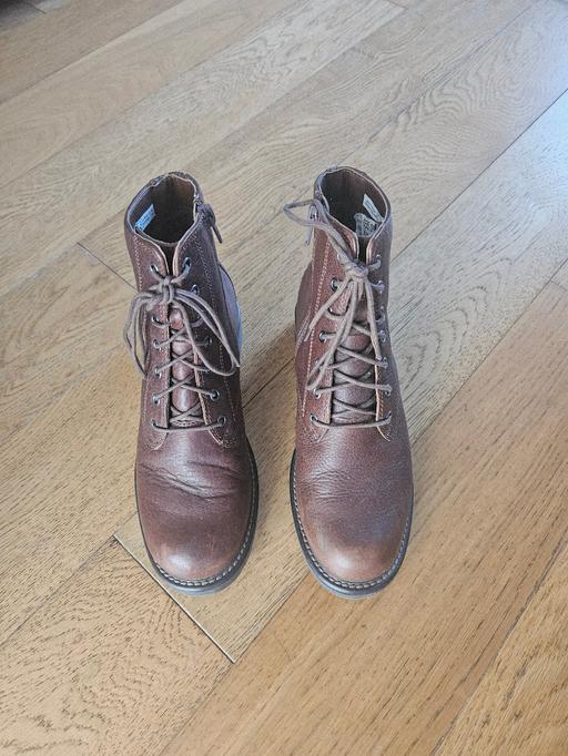 Buy & Sell Newton Doncaster - Photos for Ladies clarks boots, size 5.