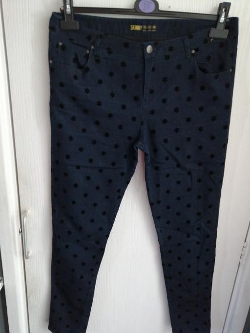 Buy & Sell Wednesfield Wolverhampton - Photos for ladies size *14*