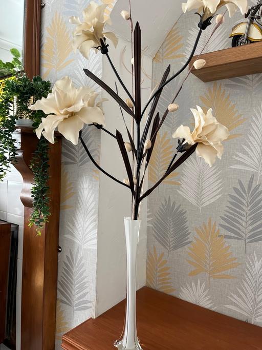 Buy & Sell Kimberworth Rotherham - Photos for Artificial flowers and vase 