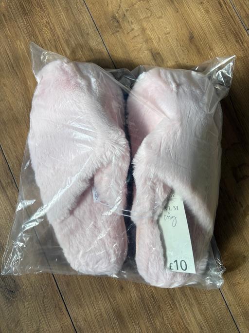 Buy & Sell Great Bridge Sandwell - Photos for Ladies slippers size 7-8