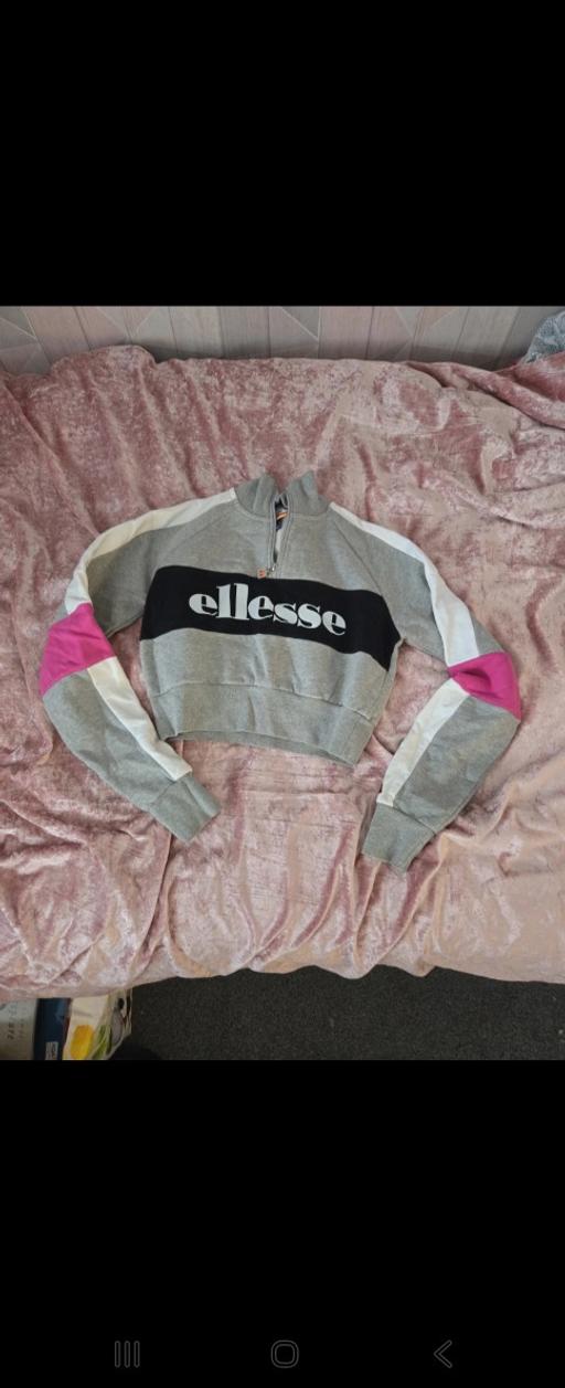 Buy & Sell Bilston Wolverhampton - Photos for Girls Ellesse Jumper