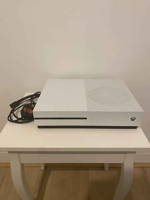 Buy & Sell Bicester Cherwell - Photos for Xbox one S