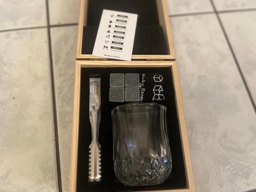 Buy & Sell Oldbury Sandwell - Photos for New! Whiskey set