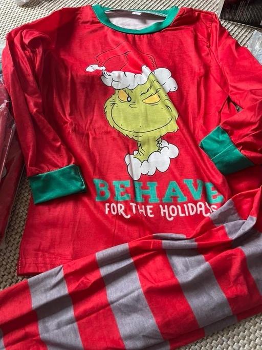 Buy & Sell Wednesfield Wolverhampton - Photos for Age 5 grinch pjs