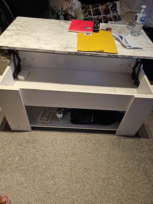 Buy & Sell Brunswick Park North London - Photos for white coffee table