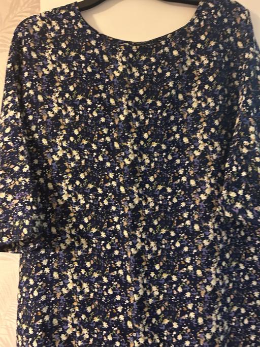 Buy & Sell Whiston Knowsley - Photos for Ladies floral blouse