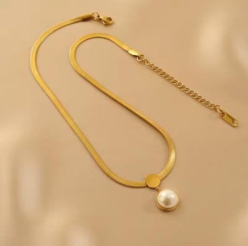 Buy & Sell Three Bridges Crawley - Photos for Stainless steel Pearl Necklace