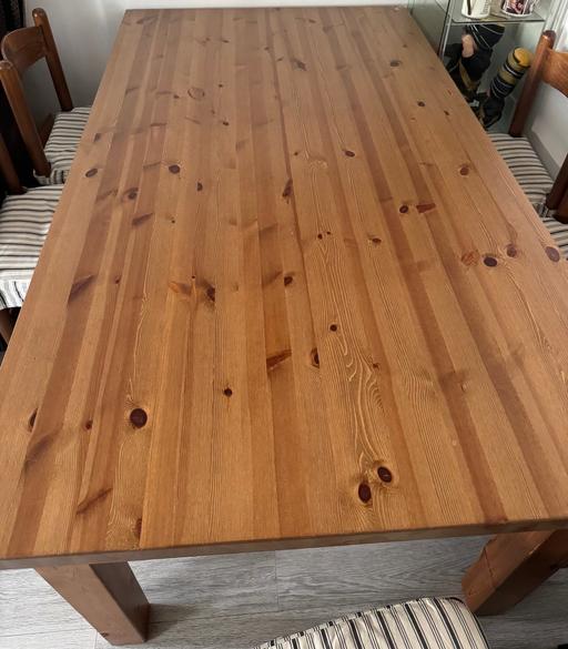 Buy & Sell Great Bridge Sandwell - Photos for Dining Table with 4 free chairs