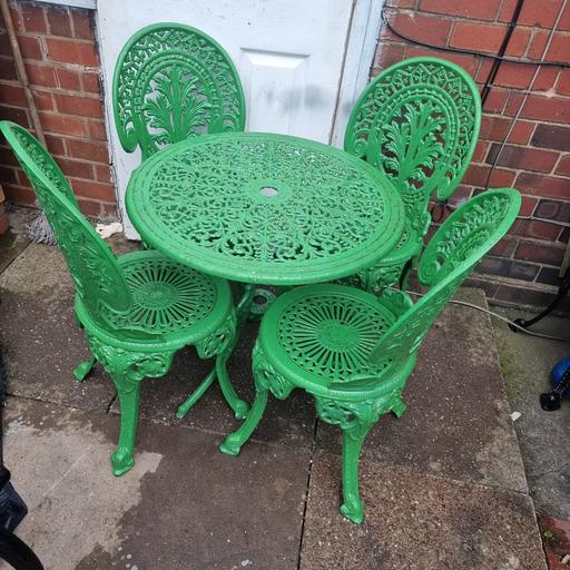Buy & Sell Lye Dudley - Photos for garden chairs and table set