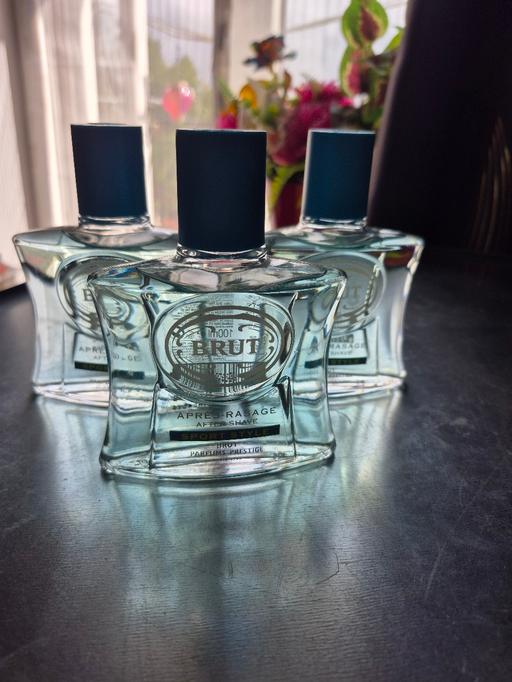 Buy & Sell Clapham South West London - Photos for 3 brut aftershaves