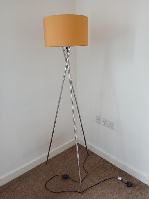 Buy & Sell Market Deeping South Kesteven - Photos for floor lamp