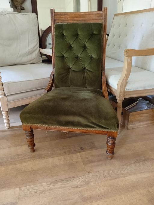Buy & Sell Coombe Lane Station Croydon - Photos for Chair ANTIQUE
