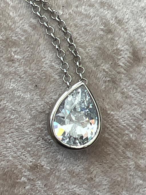 Buy & Sell Rottingdean Brighton - Photos for Beautiful sparkly necklace