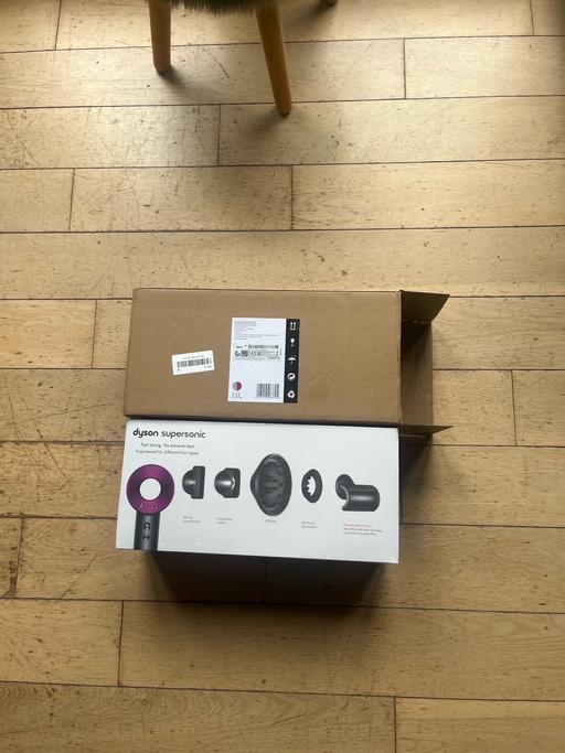 Buy & Sell Westruther Scottish Borders - Photos for Dyson supersonic Grey/Pink