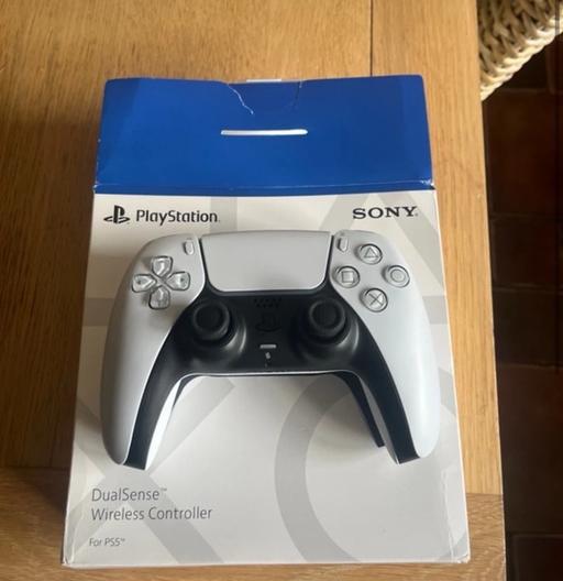 Buy & Sell Westruther Scottish Borders - Photos for White PS5 Haptic controller