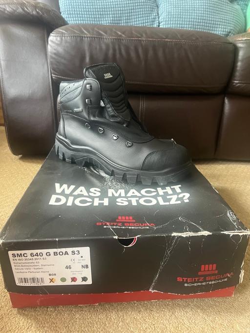 Buy & Sell Becontree Heath East London - Photos for Safety shoes