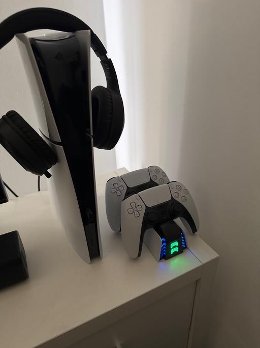 Buy & Sell Hither Green South East London - Photos for PS5 Slim with 2 controllers
