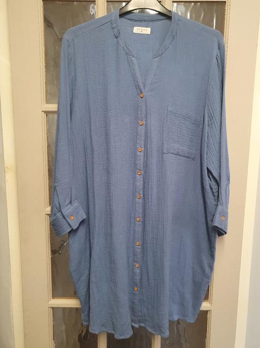Buy & Sell Oxley Wolverhampton - Photos for NEW cover-up/shirt