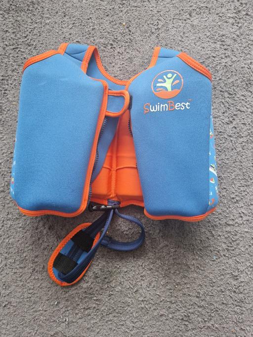 Buy & Sell Smethwick Sandwell - Photos for 5-7 SwimBest Vest