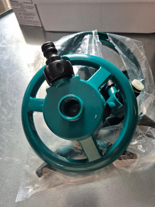 Buy & Sell Clapham South West London - Photos for 2 garden sprinklers