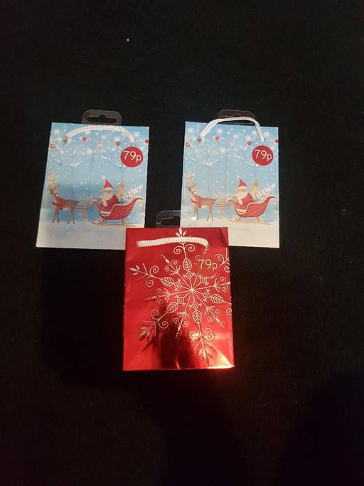 Classes Longley Sheffield - Photos for 3 small Christmas bags new