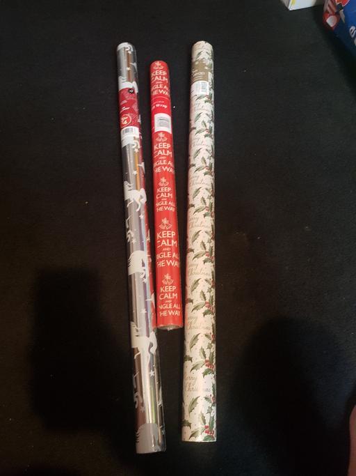Classes Longley Sheffield - Photos for 3 rolls of Christmas paper new