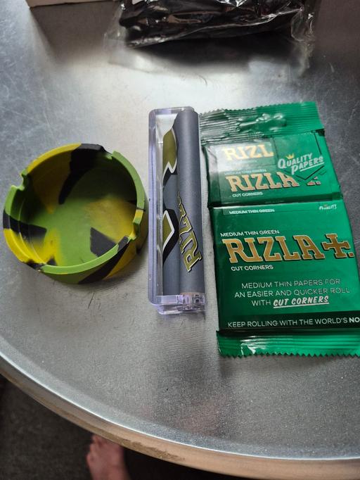 Buy & Sell Clapham South West London - Photos for ashtray and smoking accessories