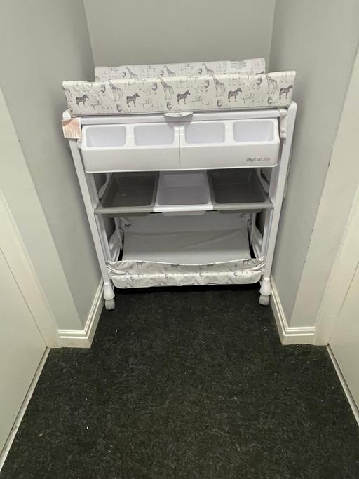 Buy & Sell Ferrybridge Wakefield - Photos for Baby changing unit with bath